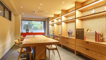 ロビー応接スペース / 3