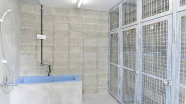 屋内スパ浴槽 / 1