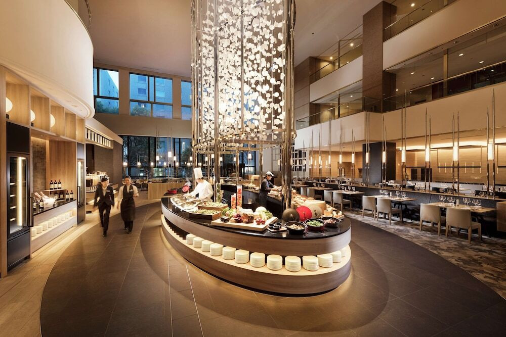 高層階の夜景を眺めながら、大人なプロポーズ3417834