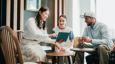 ロビー応接スペース / 6