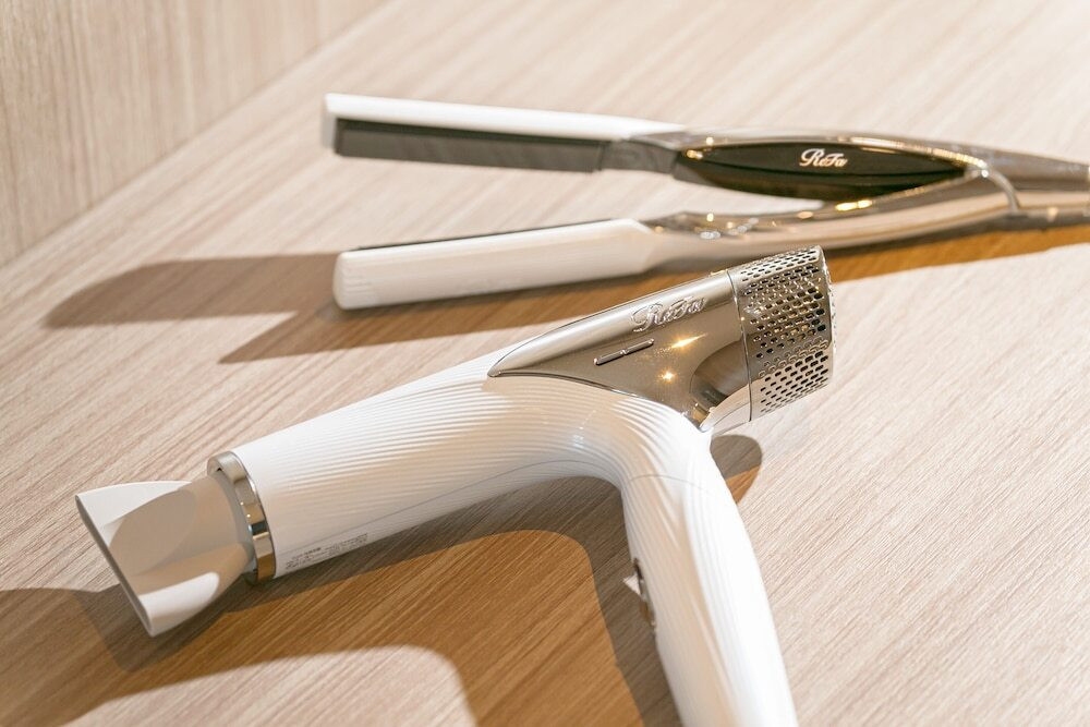 ドライヤー、ヘアアイロン