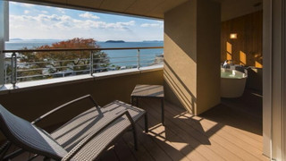 Corner Suite, Open-air Bath