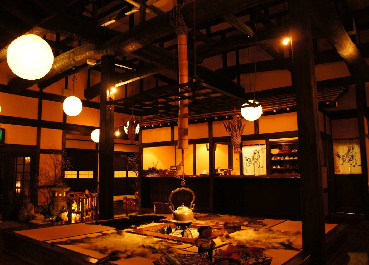 囲炉裏でほっこり。風情ある温泉郷の宿3390957