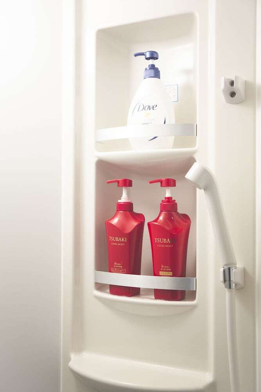 バスルームのシャワー