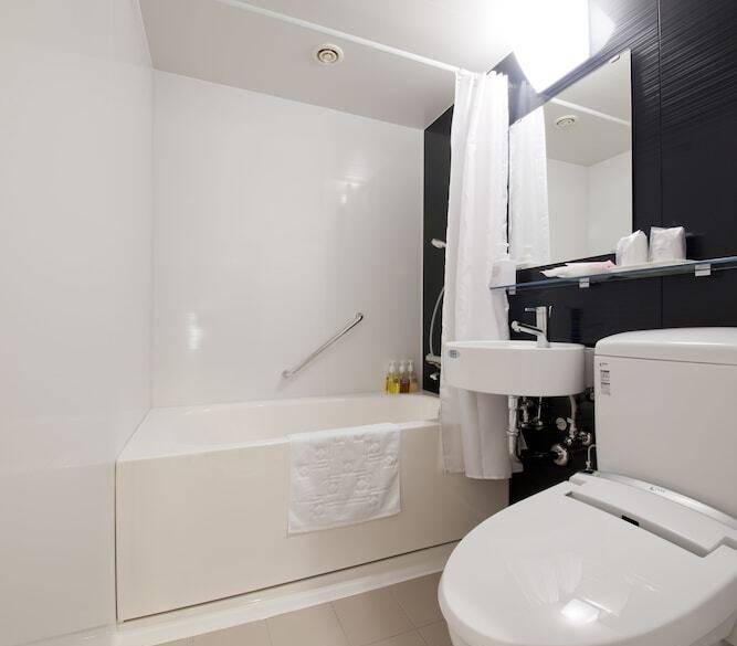 客室バスルーム一例 / 5