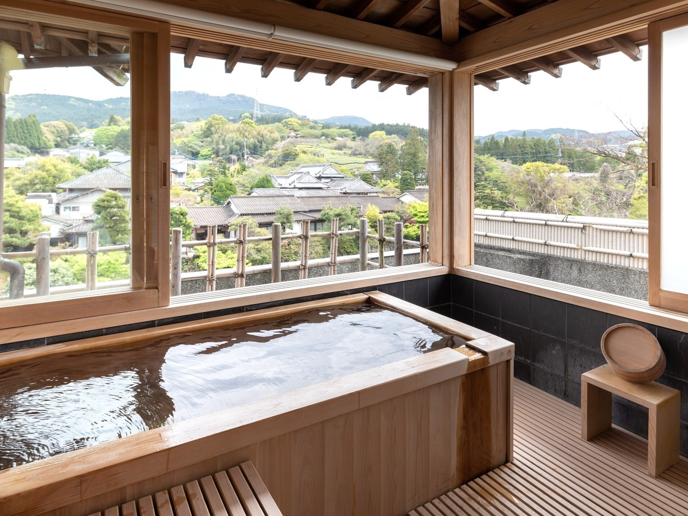 彼とのんびりバスタイム♡露天風呂付客室で特別な時間を過ごそう4005458