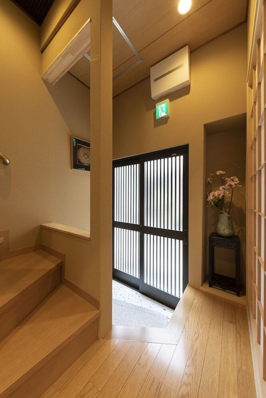 内部エントランス