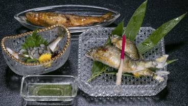 食事・飲み物 / 4