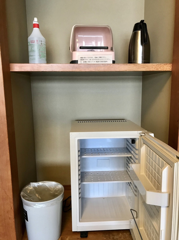 私たちにとって、冷蔵庫は必須！