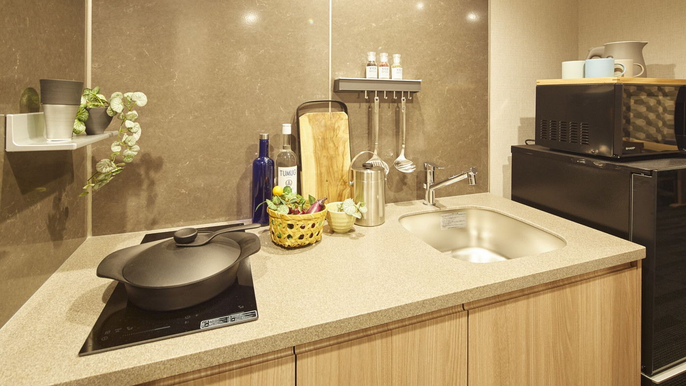 全室キッチン洗濯機付き！広いダイニングテーブルで作業がしやすいホテル3553984