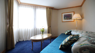 デラックスツイン