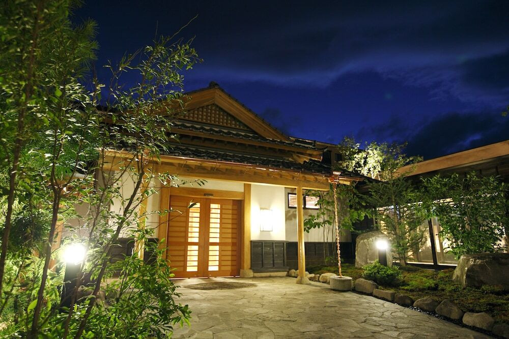 湯巡りデートを館内で。23種のお風呂を楽しもう4019159