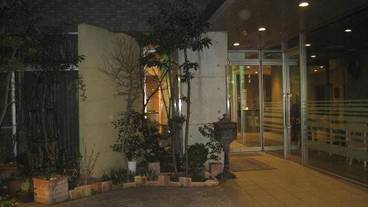 施設の入り口 / 19