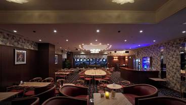 ナイトクラブ / 18