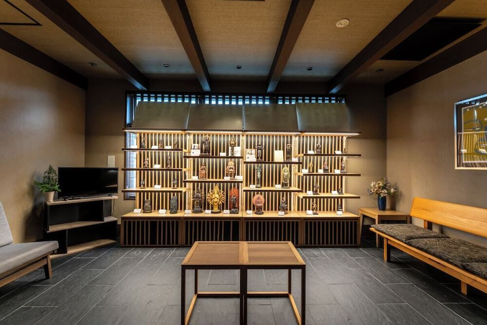 ロビー応接スペース