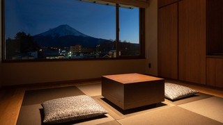 5F富士山ジャグジー風呂付大池スイート90平米【スイート】 [スイート] [ダブルルーム] [禁煙] [富士山が見える]