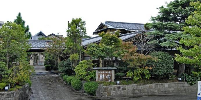 伊勢戸田家 料庵（三重県 旅館） / 1