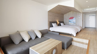 バークロッジ(ポートエリアにてチェックイン)