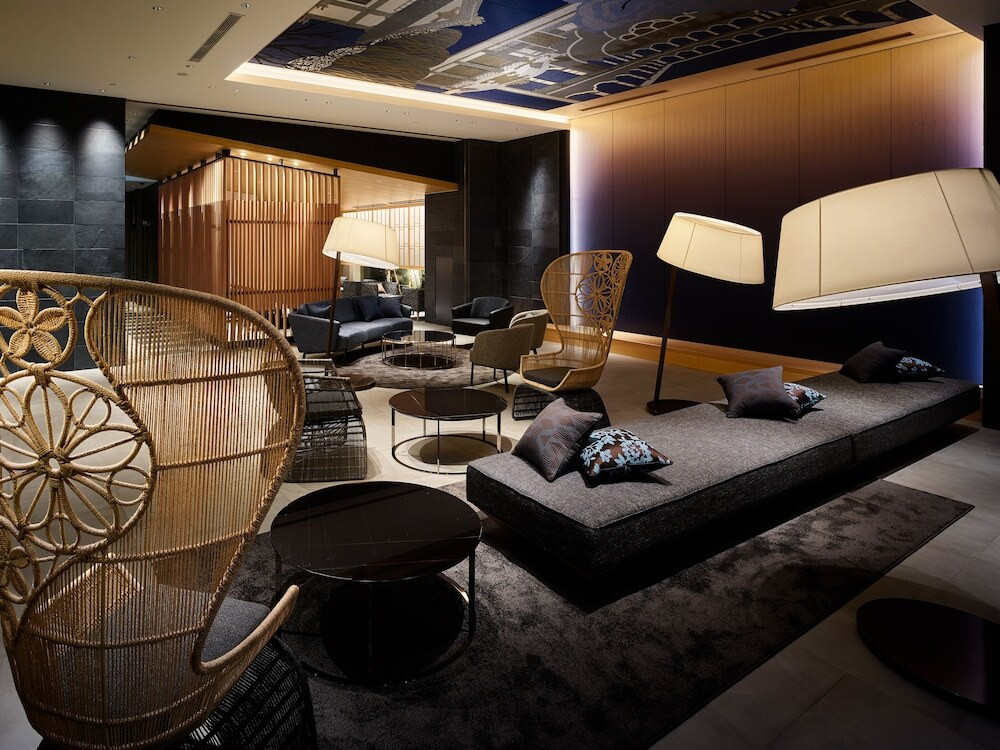 ロビー応接スペース