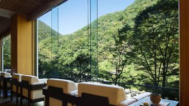 ロビーラウンジ / 4