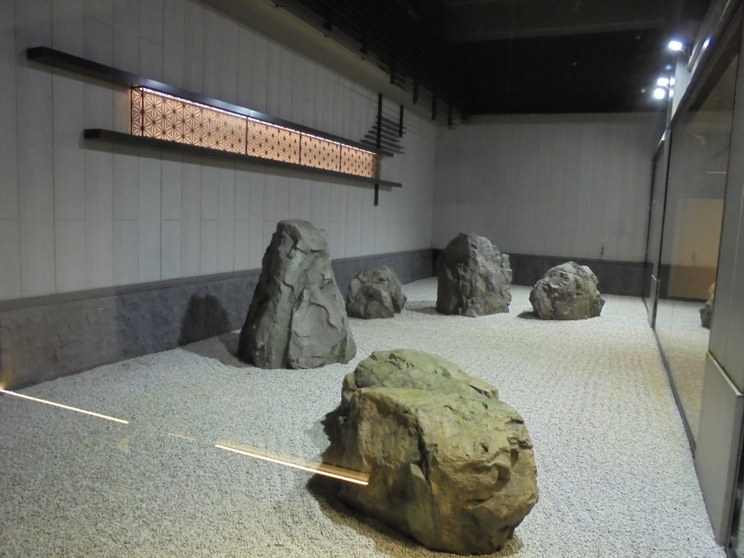 中庭 ホテルのこだわりが伺えます