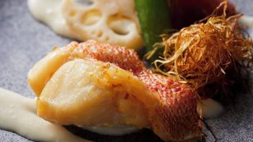 食事・飲み物 / 3