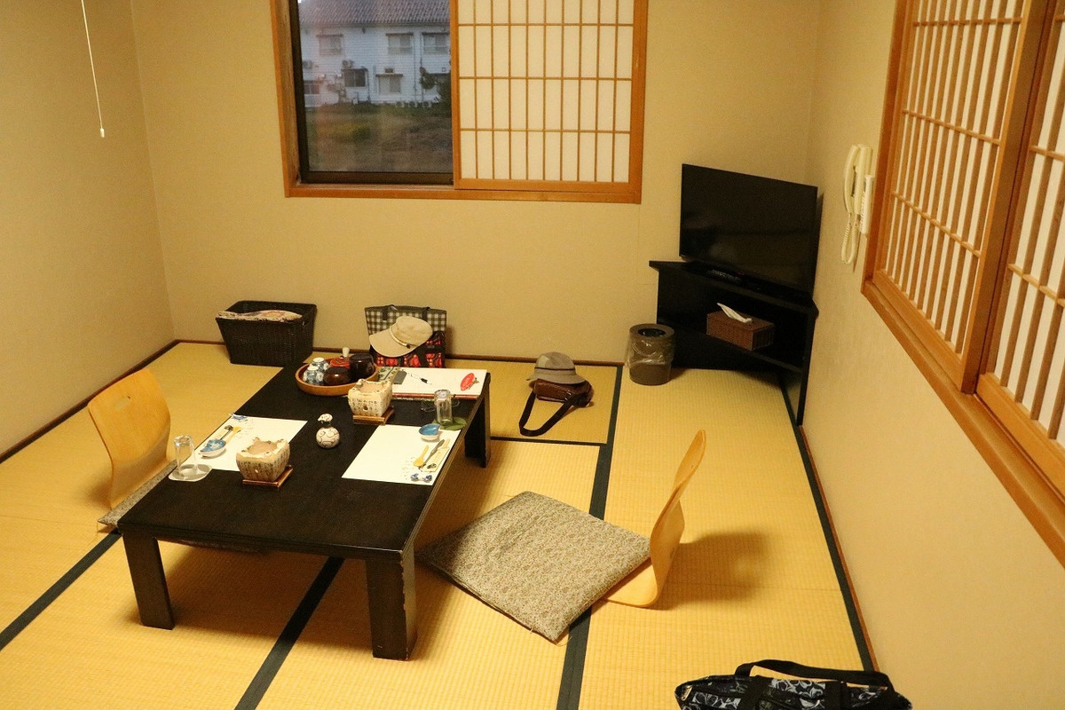 トイレと洗面所は部屋になく、共同になります