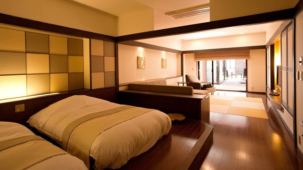 露天風呂付和洋室一例 / 1