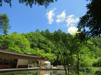 To Karuizawa where the air is delicious. Take a deep breath and relax2010630