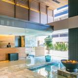 North棟フロントデスク / 1