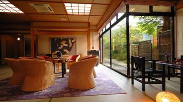 ロビー応接スペース / 4