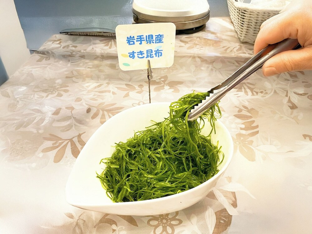 朝食