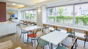 朝食スペース / 8