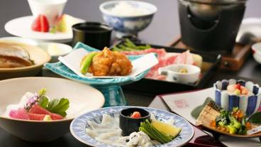 食事・飲み物 / 3