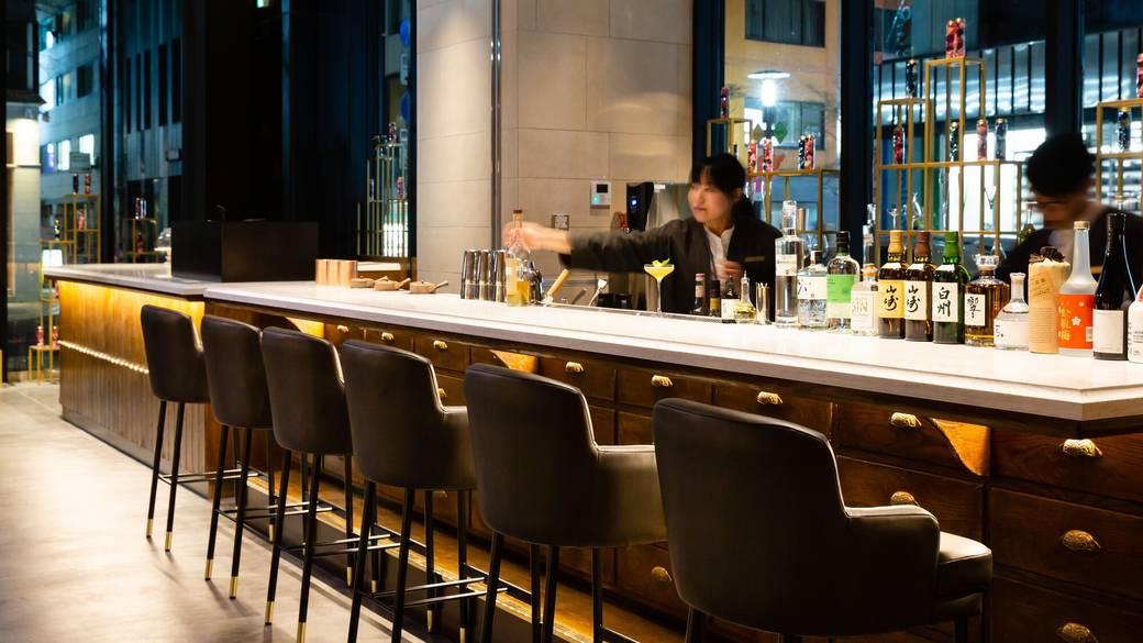 洗練された空間に
胸が高まるお出迎え
 / 4