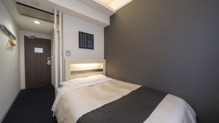 （禁煙）セミダブルルーム（13.3㎡）ベッド幅130㎝、素泊まり