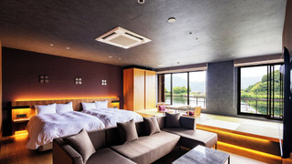 デラックス 4 人部屋