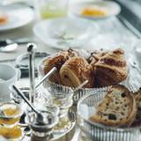 朝の嵐山を眺めながら
心満たされる朝食を / 2