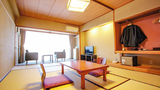 [禁煙] スーペリア和室15畳内風呂あり(眺望なし)