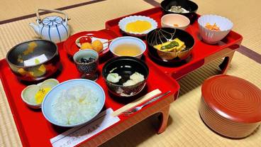 食事・飲み物 / 1