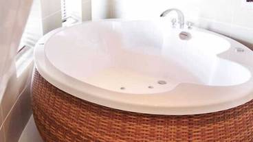 深めの浴槽 / 32