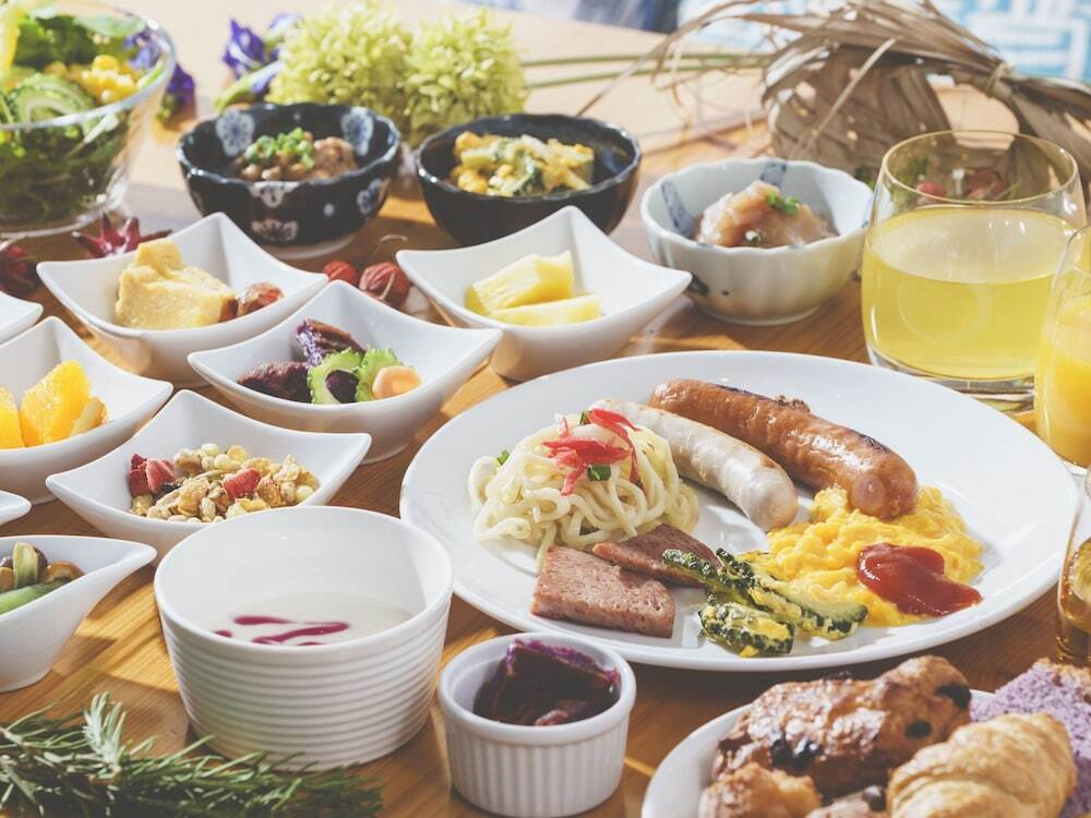 朝食