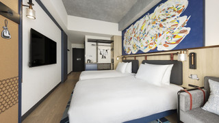 ルーム シングルベッド 2 台 シティビュー