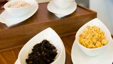 食事・飲み物 / 3