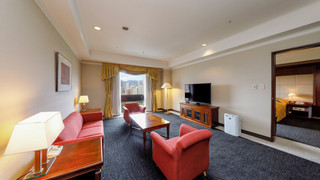 プレミアスイートダブル 禁煙 (80平米)