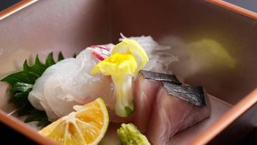 食事・飲み物 / 4