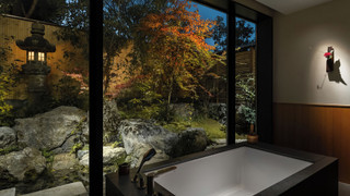 プレミア スイート キングベッド 1 台 ガーデンビュー