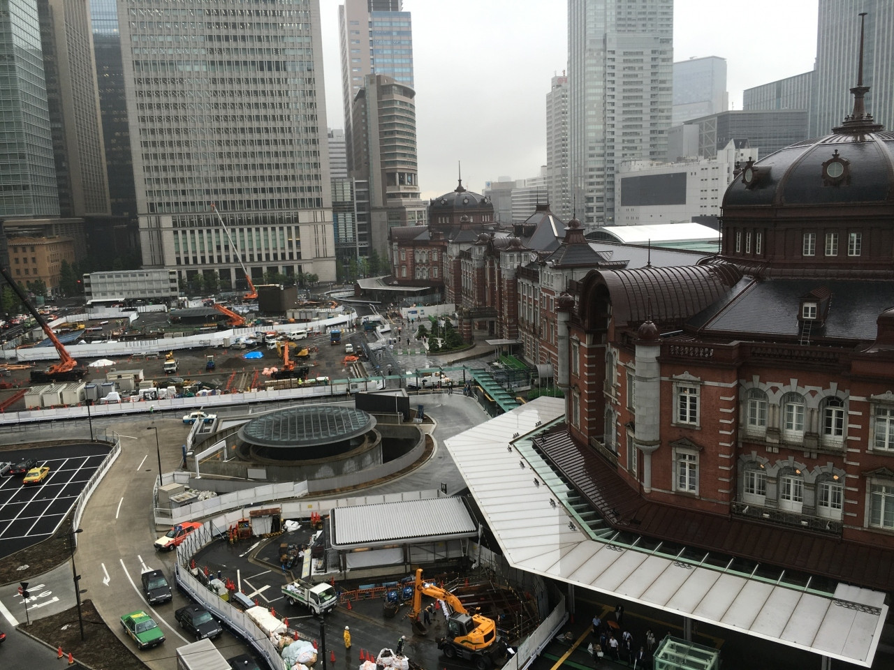 東京駅で観光するなら「JPタワー」へ！1056058