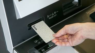 自動チェックイン機 / 4