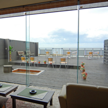 足湯やバーカウンター、ベッドからも…オーシャンビューを堪能できる宿4232589